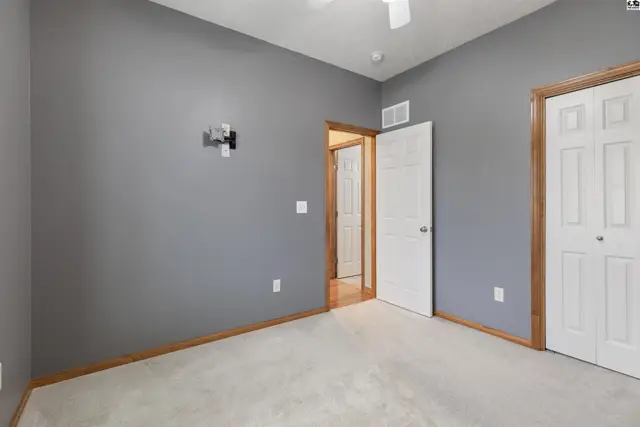 Photo of 100 Kisiwa Village Rd, Hutchinson, KS