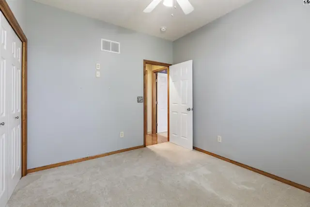 Photo of 100 Kisiwa Village Rd, Hutchinson, KS