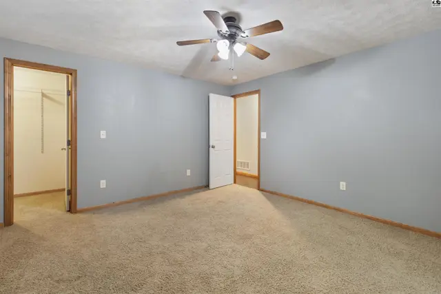 Photo of 100 Kisiwa Village Rd, Hutchinson, KS