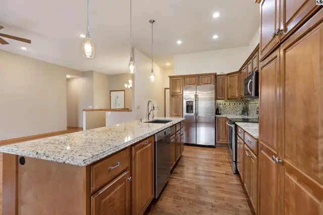 Photo of 100 Kisiwa Village Rd, Hutchinson, KS