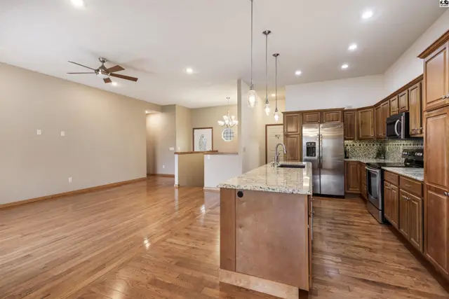 Photo of 100 Kisiwa Village Rd, Hutchinson, KS