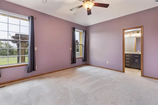 Photo of 100 Kisiwa Village Rd, Hutchinson, KS