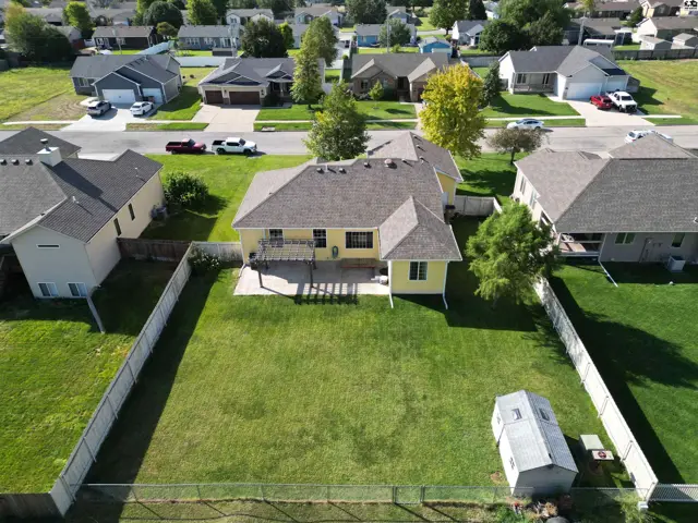 Photo of 100 Kisiwa Village Rd, Hutchinson, KS