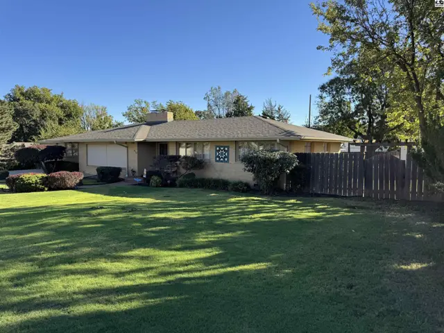 Photo of 410 S New St, Pratt, KS