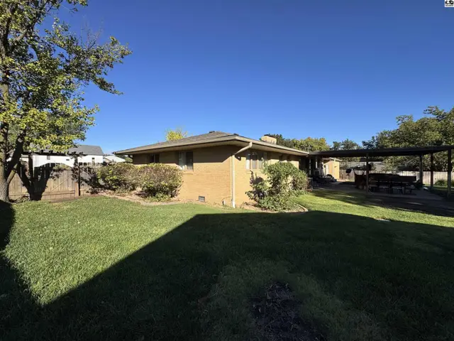 Photo of 410 S New St, Pratt, KS