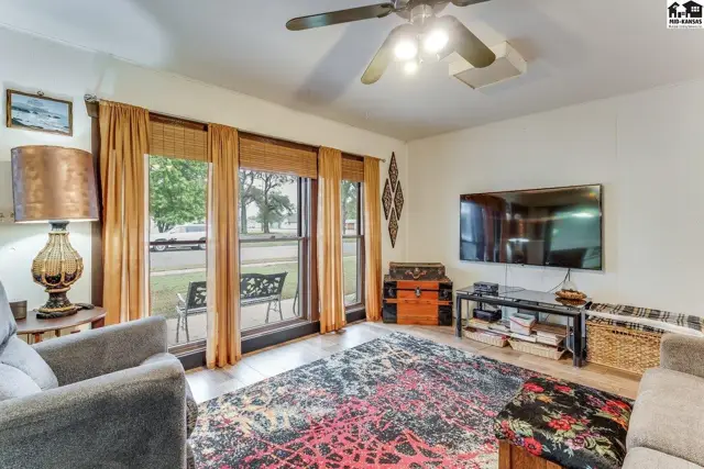 Photo of 331 S Collingwood St, Pretty Prairie, KS