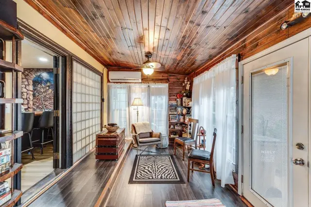 Photo of 331 S Collingwood St, Pretty Prairie, KS