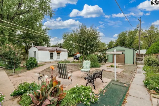 Photo of 331 S Collingwood St, Pretty Prairie, KS
