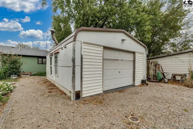 Photo of 331 S Collingwood St, Pretty Prairie, KS