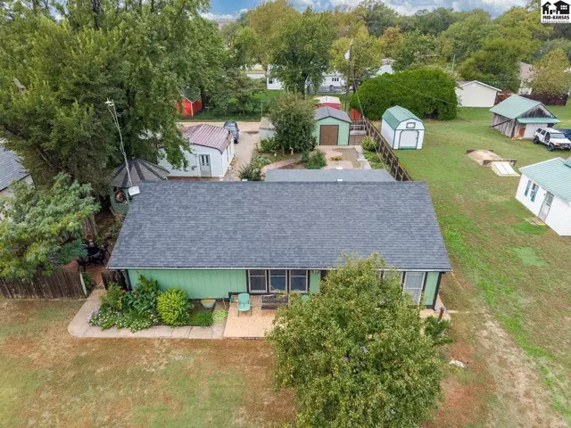 Photo of 331 S Collingwood St, Pretty Prairie, KS