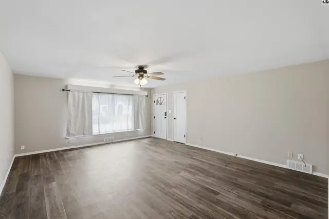Photo of 202 W 25th Ave, Hutchinson, KS