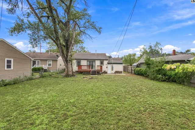 Photo of 202 W 25th Ave, Hutchinson, KS