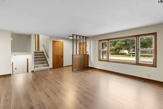 Photo of 621 E 32nd Terr, Hutchinson, KS