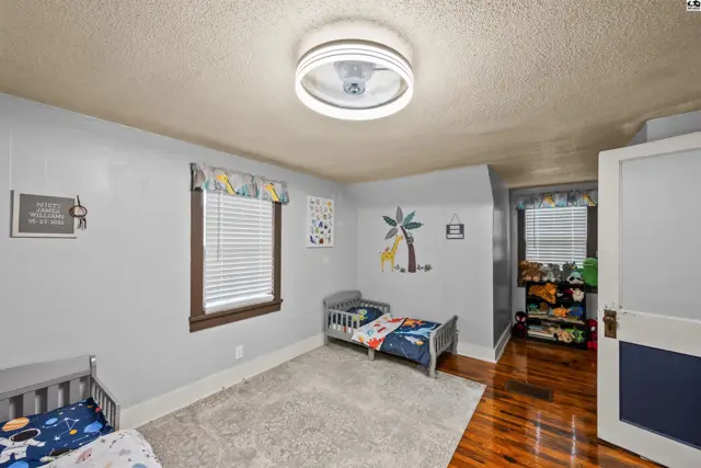 Photo of 628 Brookside Dr, Hutchinson, KS