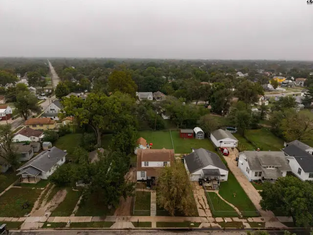 Photo of 628 Brookside Dr, Hutchinson, KS