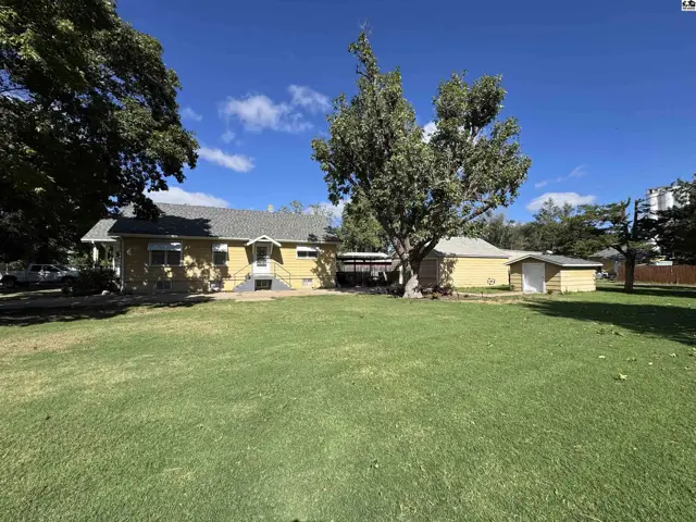 Photo of 307 Massachusetts Ave, Kinsley, KS