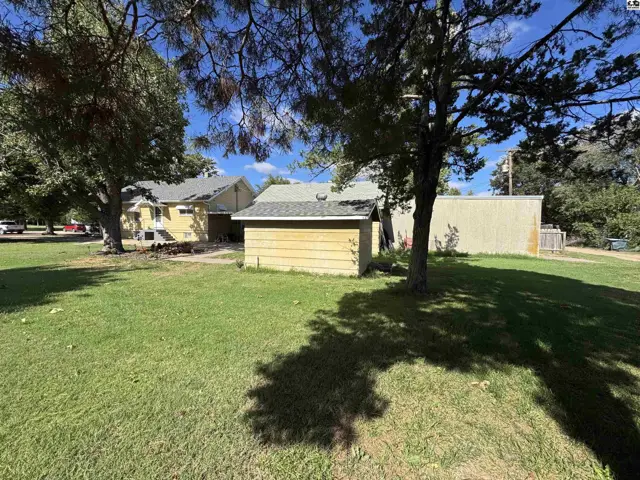 Photo of 307 Massachusetts Ave, Kinsley, KS