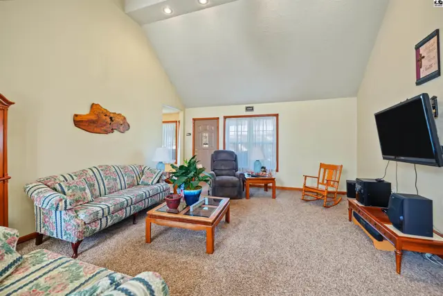 Photo of 304 W 5th St, Marquette, KS