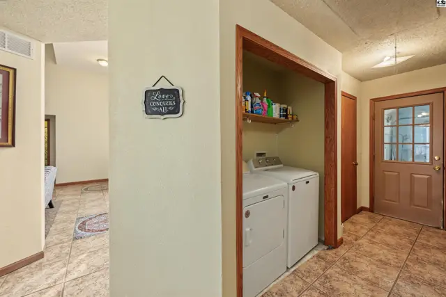 Photo of 304 W 5th St, Marquette, KS