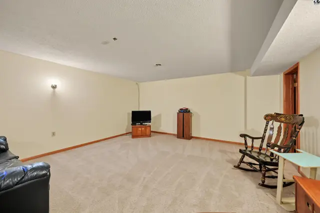 Photo of 304 W 5th St, Marquette, KS
