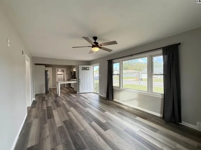 Photo of 9 Harvest Ln, Hutchinson, KS