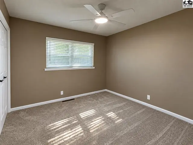 Photo of 1115 Eastmoor Dr, McPherson, KS