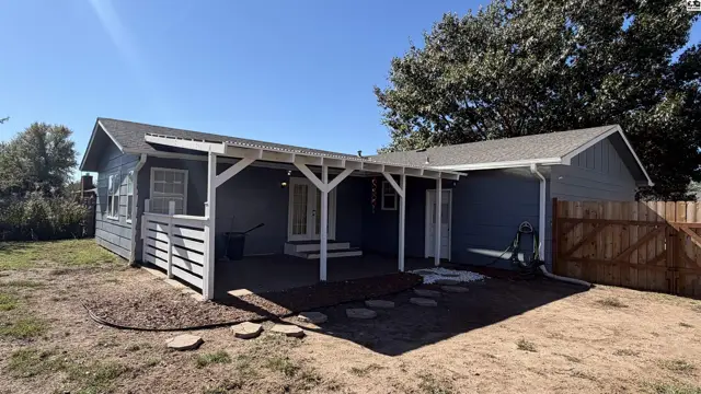 Photo of 821 Pine Ct, McPherson, KS