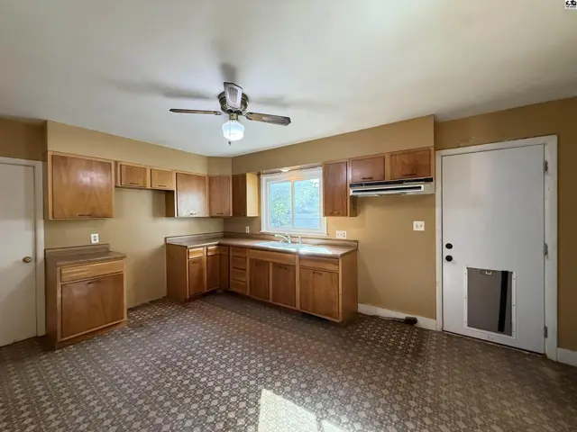 Photo of 221 Harrison St, Newton, KS