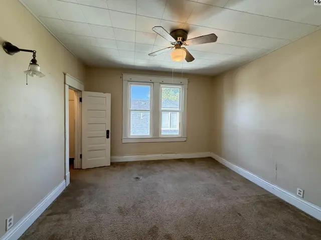 Photo of 221 Harrison St, Newton, KS