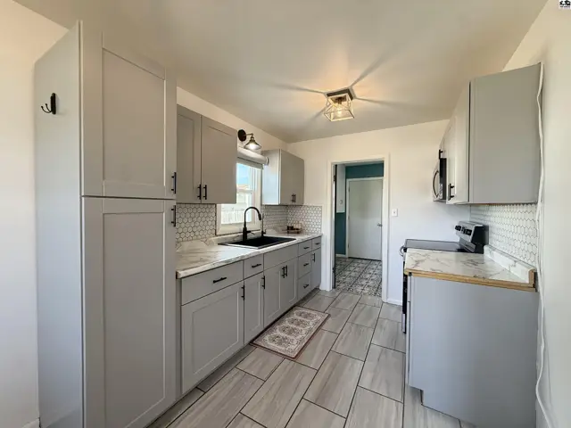 Photo of 1518 Dixie St, Hutchinson, KS