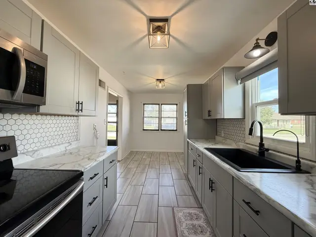 Photo of 1518 Dixie St, Hutchinson, KS
