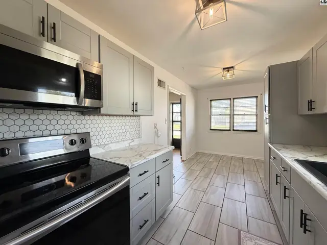 Photo of 1518 Dixie St, Hutchinson, KS