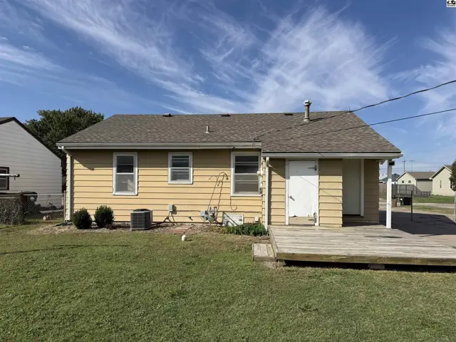 Photo of 1518 Dixie St, Hutchinson, KS
