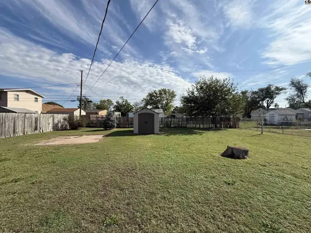 Photo of 1518 Dixie St, Hutchinson, KS
