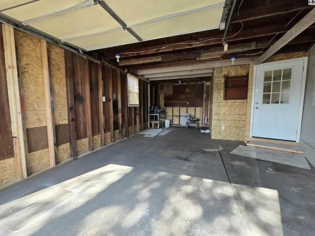 Photo of 1508 E 9th Ave, Hutchinson, KS