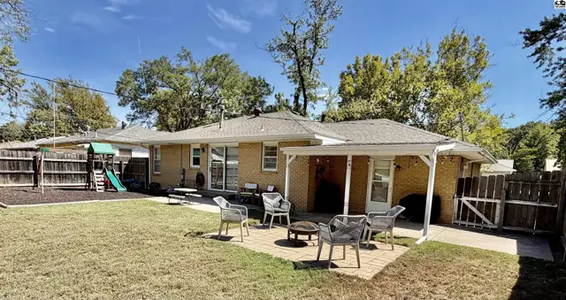 Photo of 10 18th Edgemoore, Hutchinson, KS