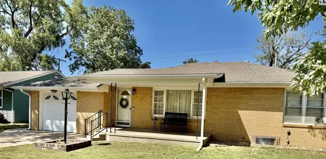 Photo of 10 18th Edgemoore, Hutchinson, KS