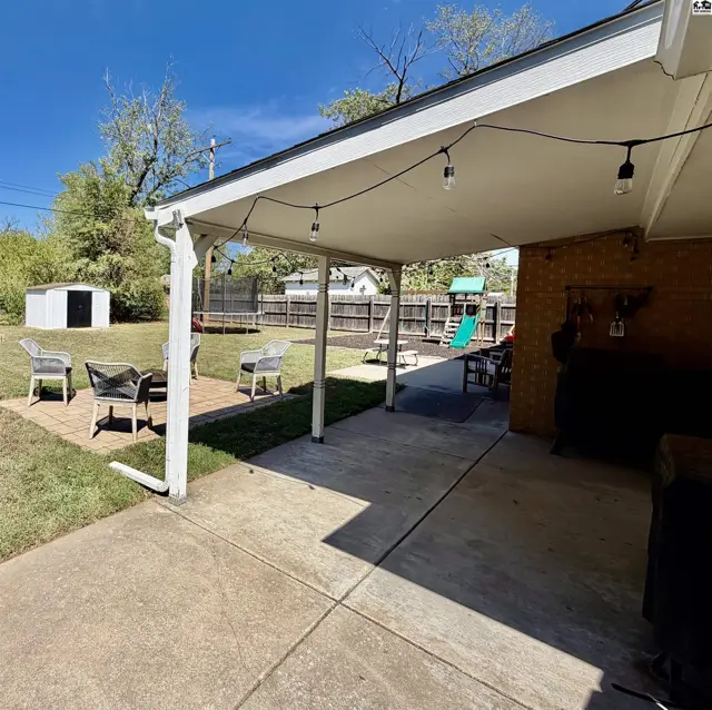 Photo of 10 18th Edgemoore, Hutchinson, KS