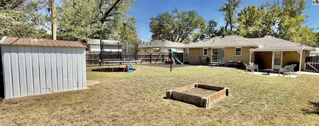 Photo of 10 18th Edgemoore, Hutchinson, KS