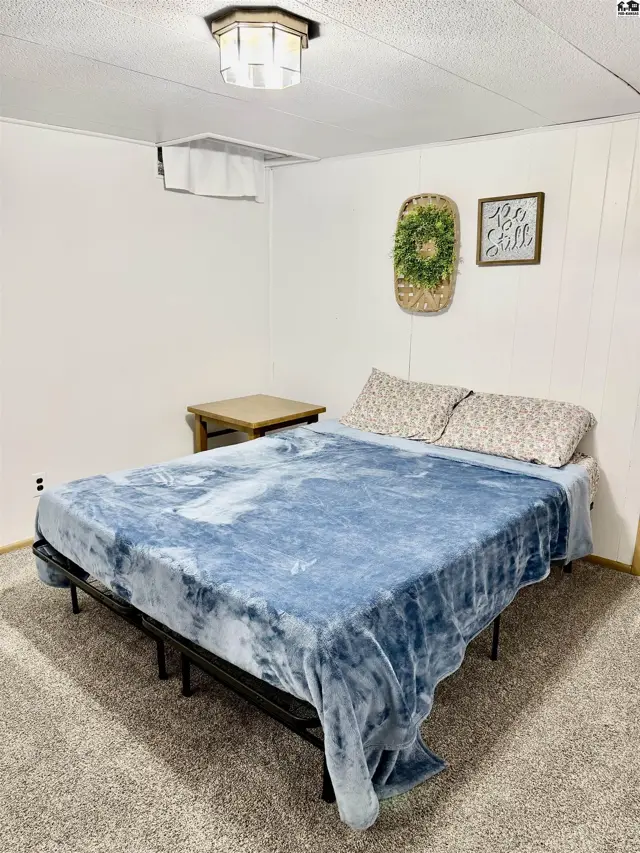 Photo of 10 18th Edgemoore, Hutchinson, KS