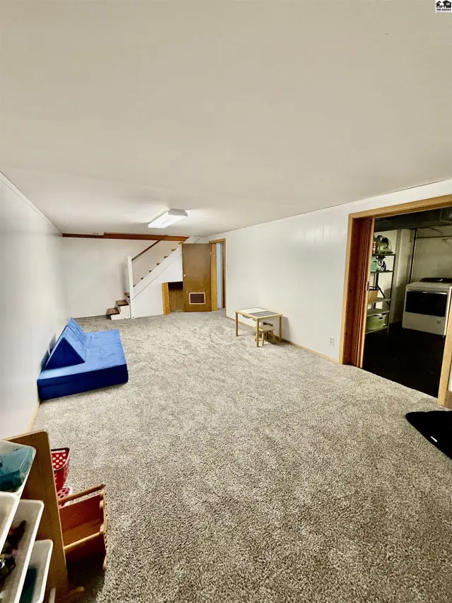Photo of 10 18th Edgemoore, Hutchinson, KS