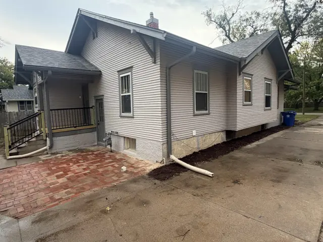 Photo of 818 N Maple St, McPherson, KS
