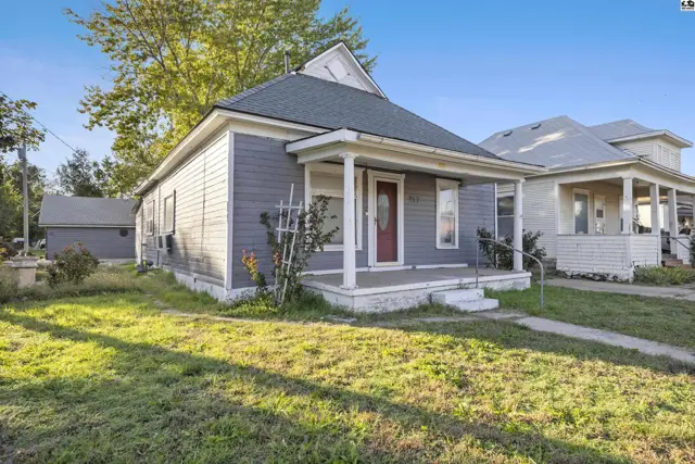 Photo of 317 Logan St., Hutchinson, KS