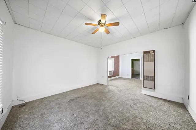 Photo of 317 Logan St., Hutchinson, KS
