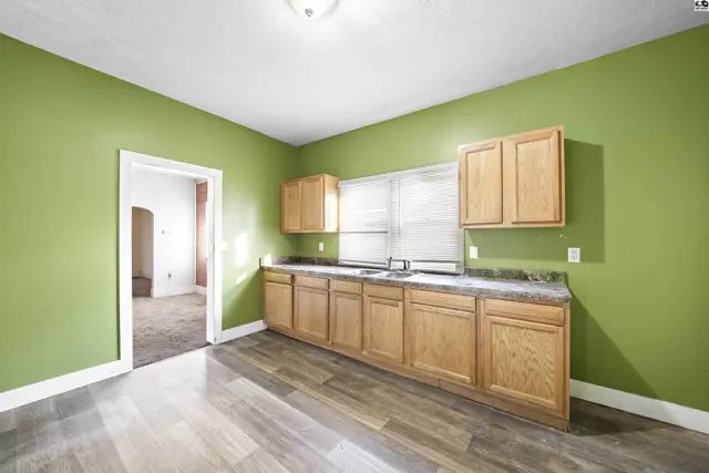 Photo of 317 Logan St., Hutchinson, KS