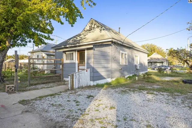 Photo of 317 Logan St., Hutchinson, KS