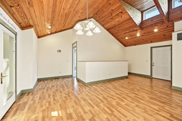 Photo of 322 Cedar Circle, Lindsborg, KS
