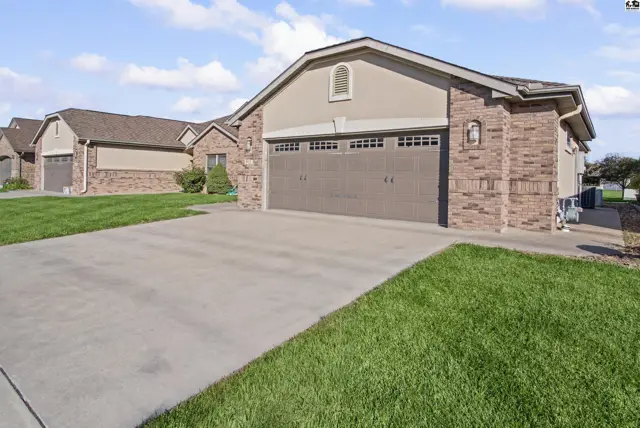 Photo of 917 Veranda Pl, McPherson, KS