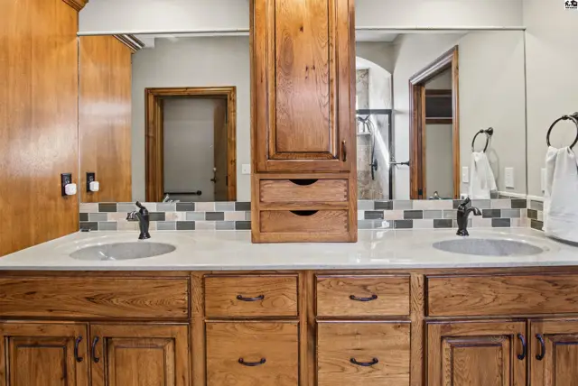 Photo of 917 Veranda Pl, McPherson, KS