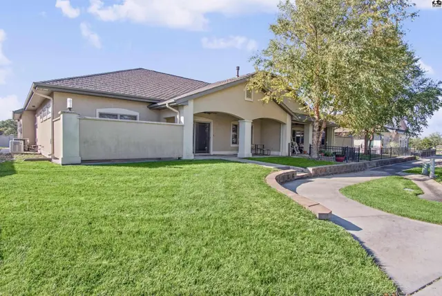 Photo of 917 Veranda Pl, McPherson, KS